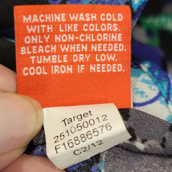 Kirna Zabete hi-lo skirt - Picture 6 of 7